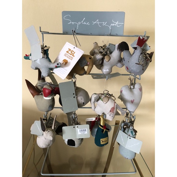 New 21 pc Display of Sophie Allport Key Ring Clips with Charms - Picture 1 of 12